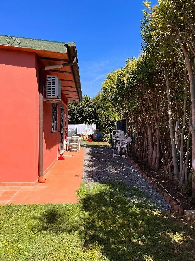 Affittacamere Camera graziosa Albinia Italia